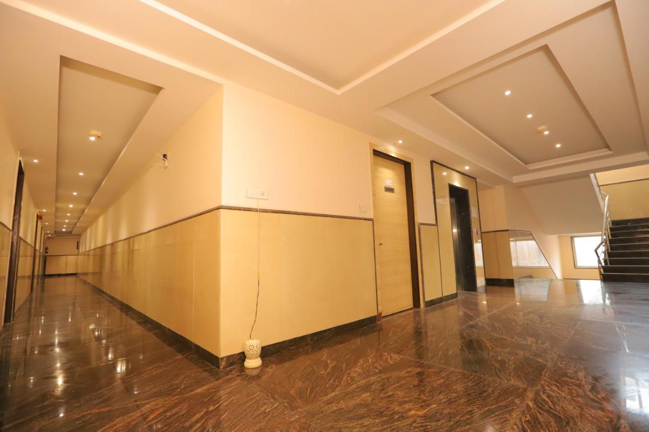 Hotel Stanley By Foxi Group- Near Delhi International Airport 뉴델리 외부 사진