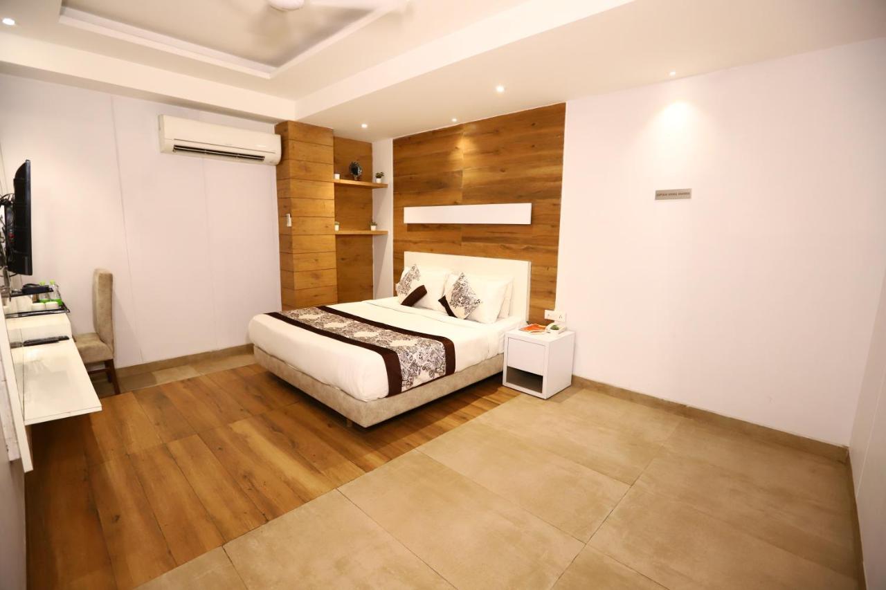 Hotel Stanley By Foxi Group- Near Delhi International Airport 뉴델리 외부 사진